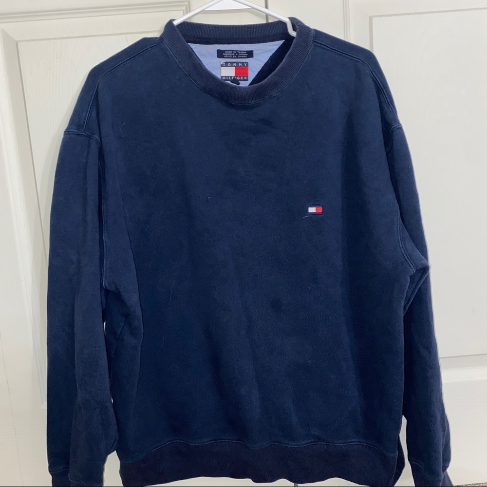 navy tommy hilfiger crew neck